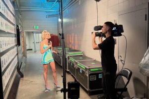 Megan O'Brien Instagram - 2025, you were my favorite! 
⭐️ Launched a new show with @notsam 
⭐️ got to interview some of the coolest people alive
⭐️ ran my 14th marathon and PR’ed
⭐️ and above all, I became a mom… the best thing to ever happen to me. 
Fortunate is an understatement 🥰❤️🙏