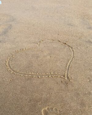 Megha Jayashree Pawar Instagram - Universal 🌎✨🖤
.
.
.
.
.
.
#dedicated #loveyou #universe #love #happy #smile #vibes #beach #goa