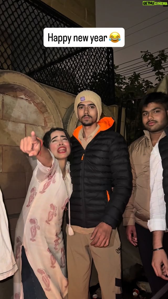 Megha Sahu - 161.3K Likes - New year की शुरुवात…छोरी दग़ाबाज़ 😂
#newyear #happynewyear #hᴀᴘᴘʏnᴇᴡyᴇᴀʀ2026 #couplegoals #relationshipgoals #funny #comedy #viral #trending #reels #reelsinstagram #foryou #explore