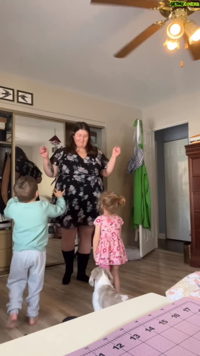 Meghan Tonjes - 455 Likes - they’re so cool