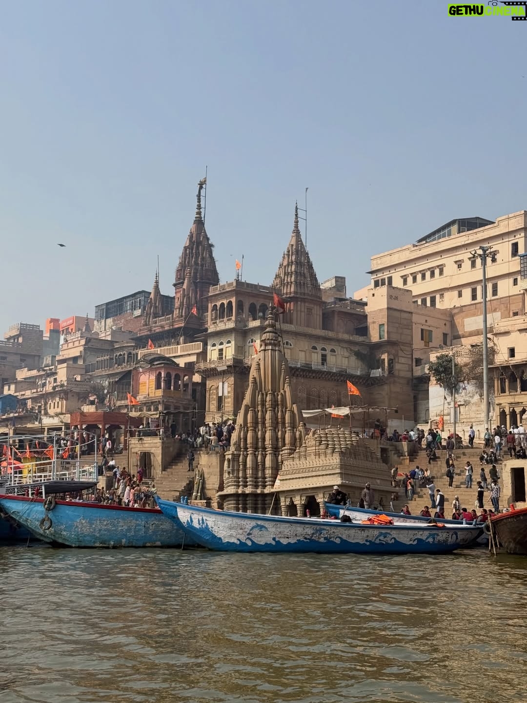 Mehak Bakshi - 33.4K Likes - every year begins here - Kashi-Banaras-Varanasi🔱🙏🏻❤️