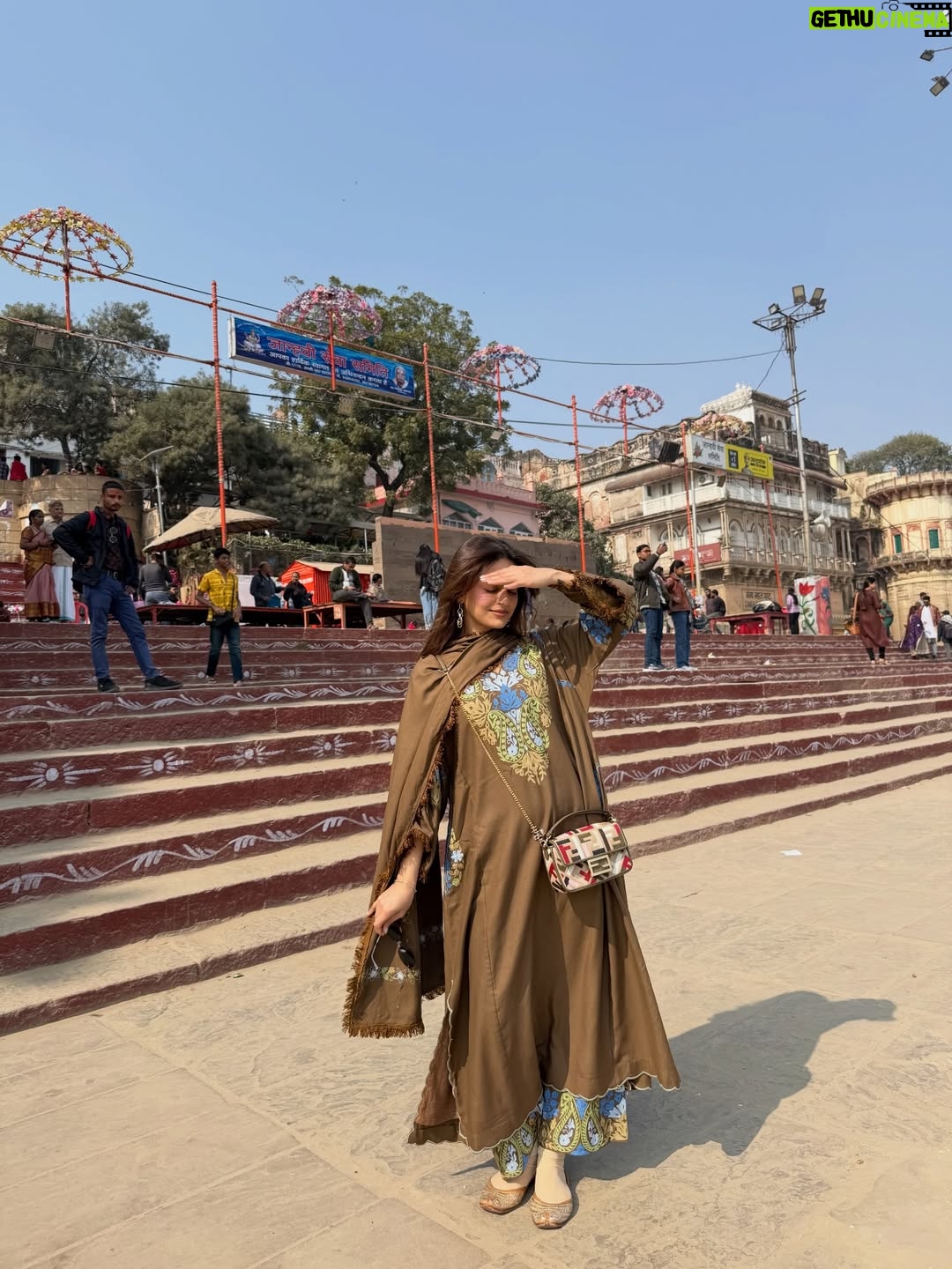 Mehak Bakshi - 33.4K Likes - every year begins here - Kashi-Banaras-Varanasi🔱🙏🏻❤️