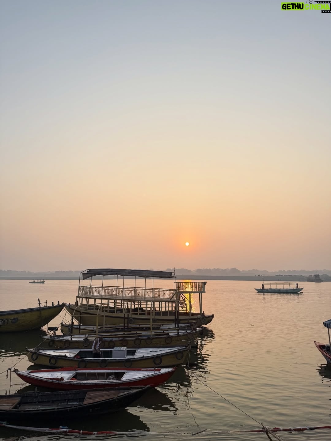 Mehak Bakshi - 33.4K Likes - every year begins here - Kashi-Banaras-Varanasi🔱🙏🏻❤️