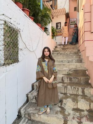 Mehak Bakshi Instagram - every year begins here - Kashi-Banaras-Varanasi🔱🙏🏻❤️