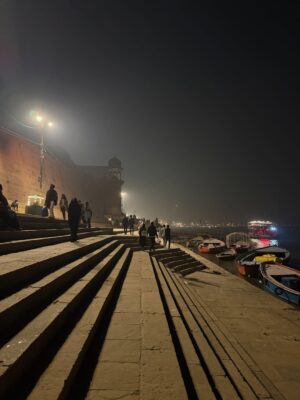 Mehak Bakshi Instagram - every year begins here - Kashi-Banaras-Varanasi🔱🙏🏻❤️