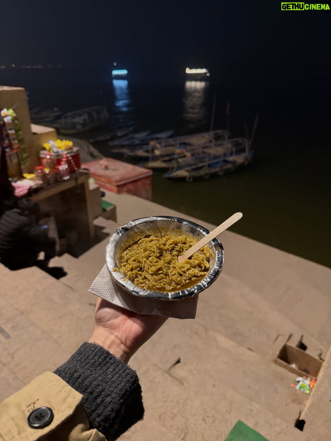 Mehak Bakshi - 33.4K Likes - every year begins here - Kashi-Banaras-Varanasi🔱🙏🏻❤️