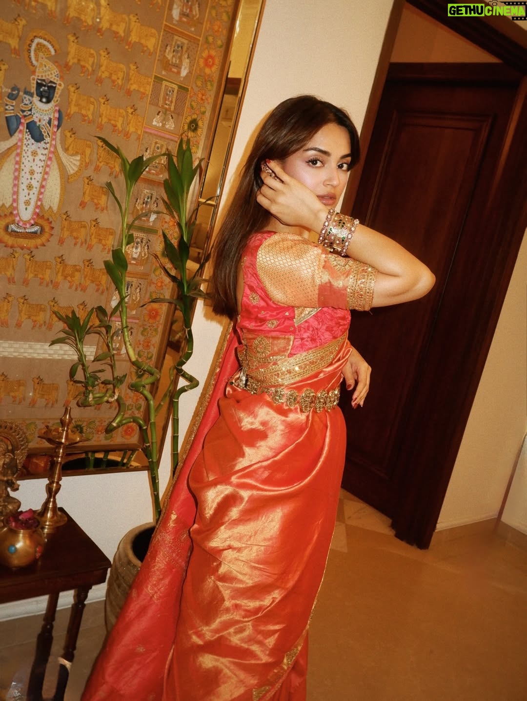 Mehak Bakshi - 3.1K Likes - draped in Kanchipuram, wrapped in legacy @kanchi_vasthra 🧡

Kanchipuram sarees aren’t just pieces of fabric, they’re a legacy woven with skill, love and generations of craftsmanship.

In a world where many artisans struggle to sustain this beautiful art form, wearing Kanchipuram is a small way to keep the craft alive. Every thread tells a story of culture and support the weavers behind it. Let’s keep the tradition alive, one saree at a time 🧡✨

Ad
