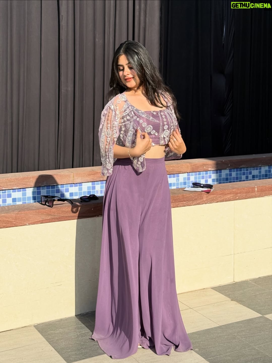 Mehak Bhagtani - 19.9K Likes - 💜🪻
.
.
.
.
#trend #fyp #viral #explore #post