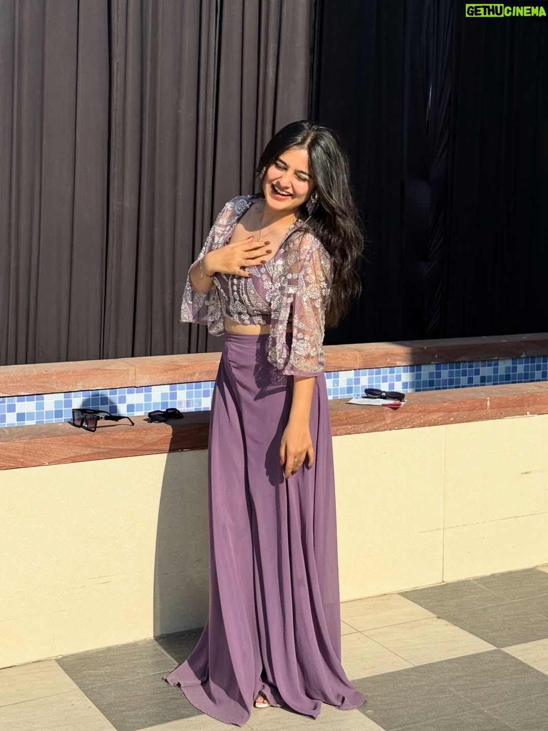 Mehak Bhagtani - 19.9K Likes - 💜🪻
.
.
.
.
#trend #fyp #viral #explore #post