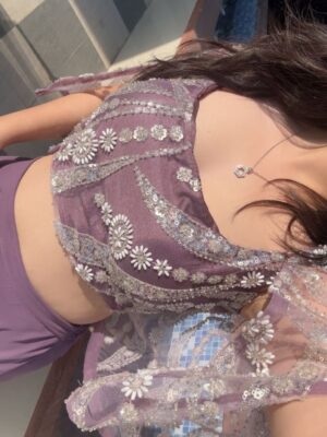 Mehak Bhagtani Instagram - 💜🪻
.
.
.
.
#trend #fyp #viral #explore #post