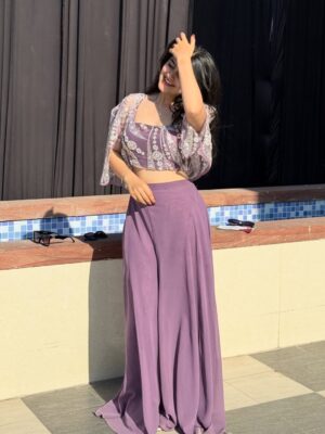Mehak Bhagtani Instagram - 💜🪻
.
.
.
.
#trend #fyp #viral #explore #post