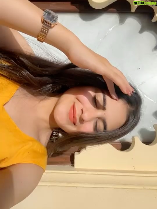 Mehak Bhagtani - 18K Likes - Udaipur’s sunset is unreal🥹💛
.
.
.
.
#trend #post #explore #fyp #viral #udaipur #sunset