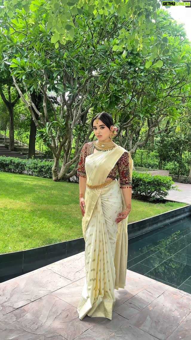 Mehak Siddiqui - 25K Likes - 🌼 
#mehaksquad9556