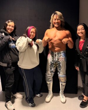 Meiko Satomura Instagram - 今日は棚橋弘至選手の引退の日。
私の引退の際にメッセージをいただき、あの時はまだまだ先のような気がしていた。
プロレス界に多大なる貢献をしていただきありがとうございました！　
週刊プロレスでの表紙、東北放送での対談も最高⤴️でした‼️
たまにこういう刺激があるからトップをとることに喜びを感じたものです。
これからの方がプロレス界でお世話になるかと思います。
今日の引退試合、精一杯応援しましょう‼️
#棚橋弘至引退　#SENJO #週刊プロレス