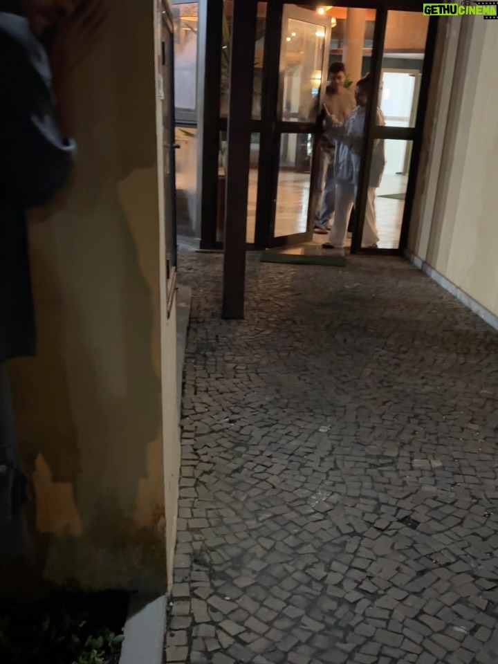 Mel Maia - 0.9 Million Likes - o caos REAL que eu amo dos bastidores. 🐅