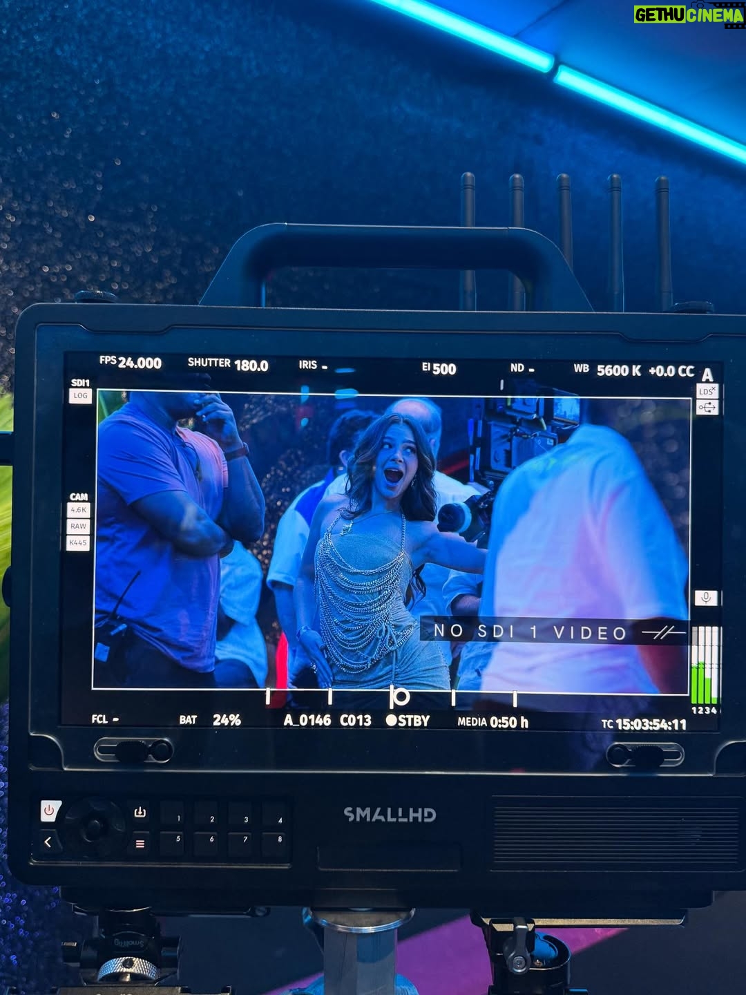 Mel Maia - 0.9 Million Likes - o caos REAL que eu amo dos bastidores. 🐅