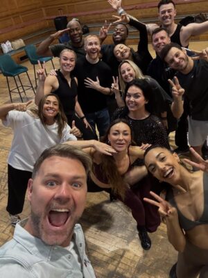 Melanie Blatt Instagram - Strictly Christmas special rehearsals well under way!!!! @bbcstrictly