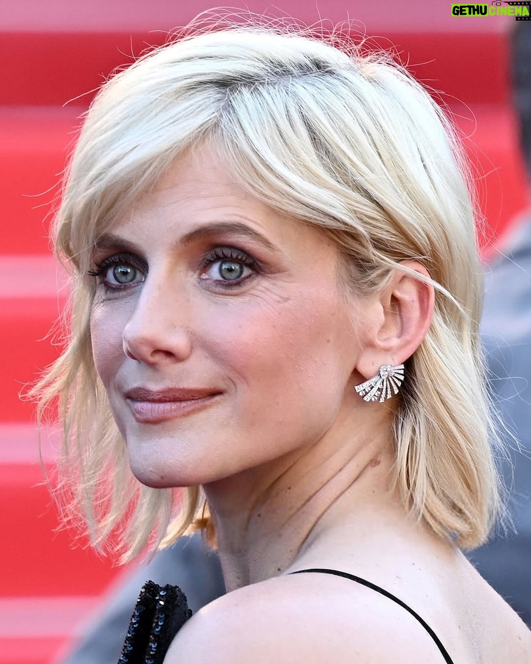 Mélanie Laurent - 8K Likes - Mélanie attends the "Qui brille au combat" (directed by @josephinejapy) premiere at Cannes Film Festival

Dress : @giorgioarmani 
Styled by @barbaraloison 
Make up by @christophedanchaud_ 
Hair by @rodolfozubizarreta 
Nails by @so.chicbeauty @sophieesnard_ 
Jewelry : @fredjewelry