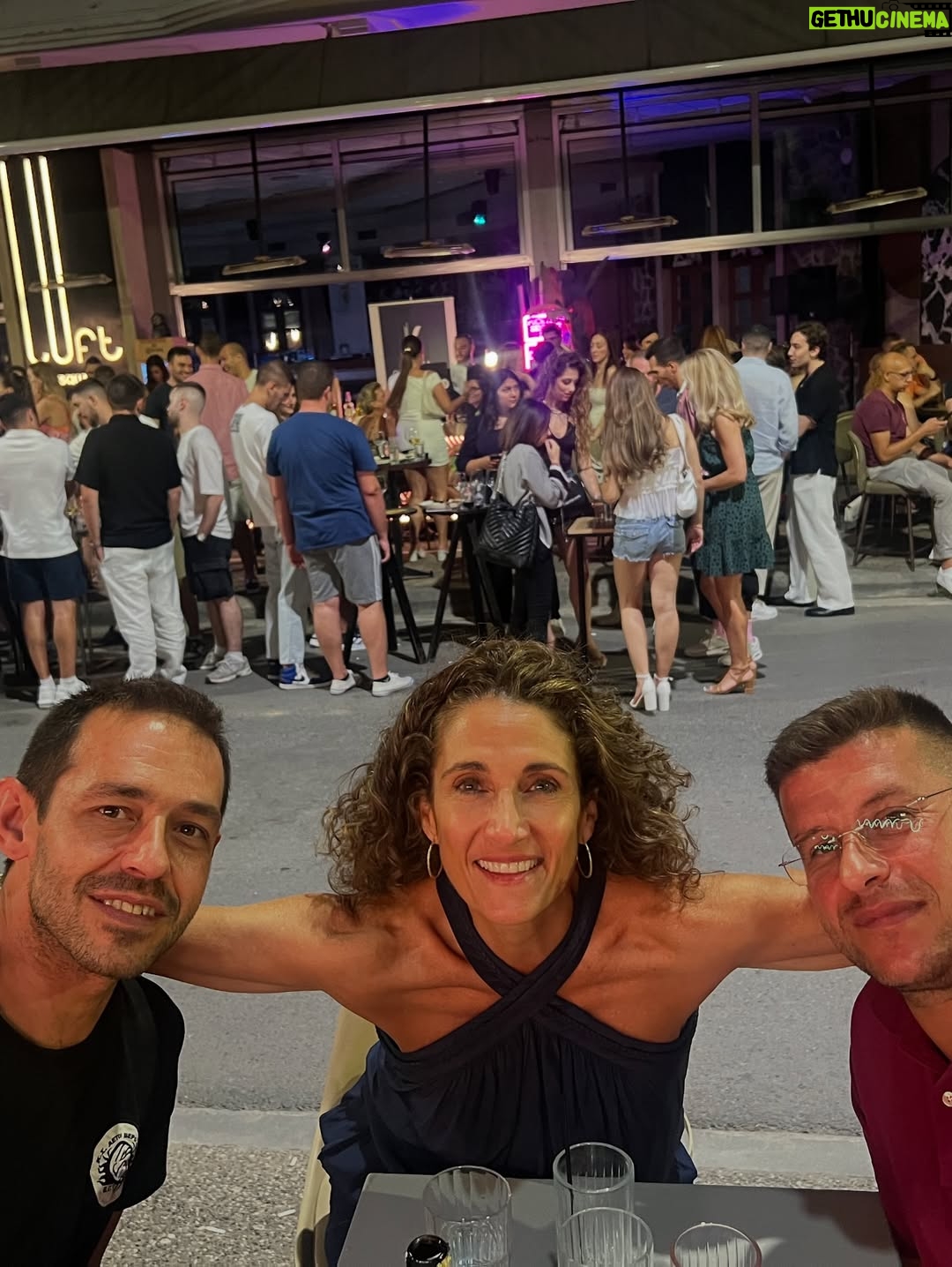 Melina Kanakaredes - 7.6K Likes - Family!!!!!!! Joy! Hellas! Naousa Imathias! Wine!! Thalassa!! HOME!!!!!!! 🇬🇷💙 So beyond grateful for the blessings of culture and love of life! Ευγνώμων Και ευλογείσμένη💙🇬🇷🙏🏻 💙