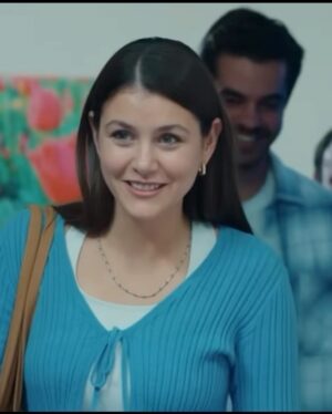 Melis Sevinç Instagram - Yeri apayrı biri benim için , seni çok çok seviyorum Hande kuşum.🤞🏻🤍

Bu dünyadan bi Mihriban geçti.