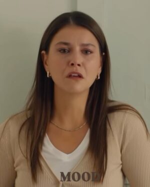 Melis Sevinç Instagram - Yeri apayrı biri benim için , seni çok çok seviyorum Hande kuşum.🤞🏻🤍

Bu dünyadan bi Mihriban geçti.