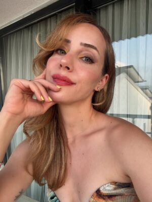 Melisa Akman Instagram - 🐥