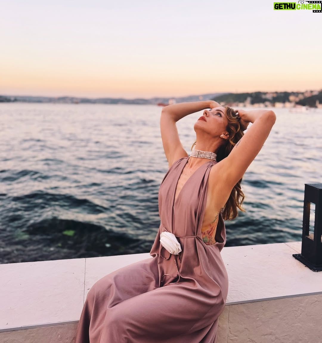 Melisa Akman - 7.8K Likes - 💫