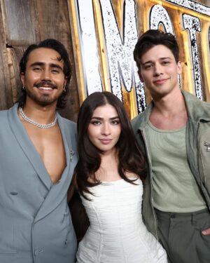 Melissa Collazo Instagram - Motorheads season 1 out May 20th on @primevideo
🤍🏁🤍🏁🤍🏁🤍
Endlessly grateful <3
Makeup: @lilly_keys
Hair: @marktownsend1
Stylist: @britt.theodora