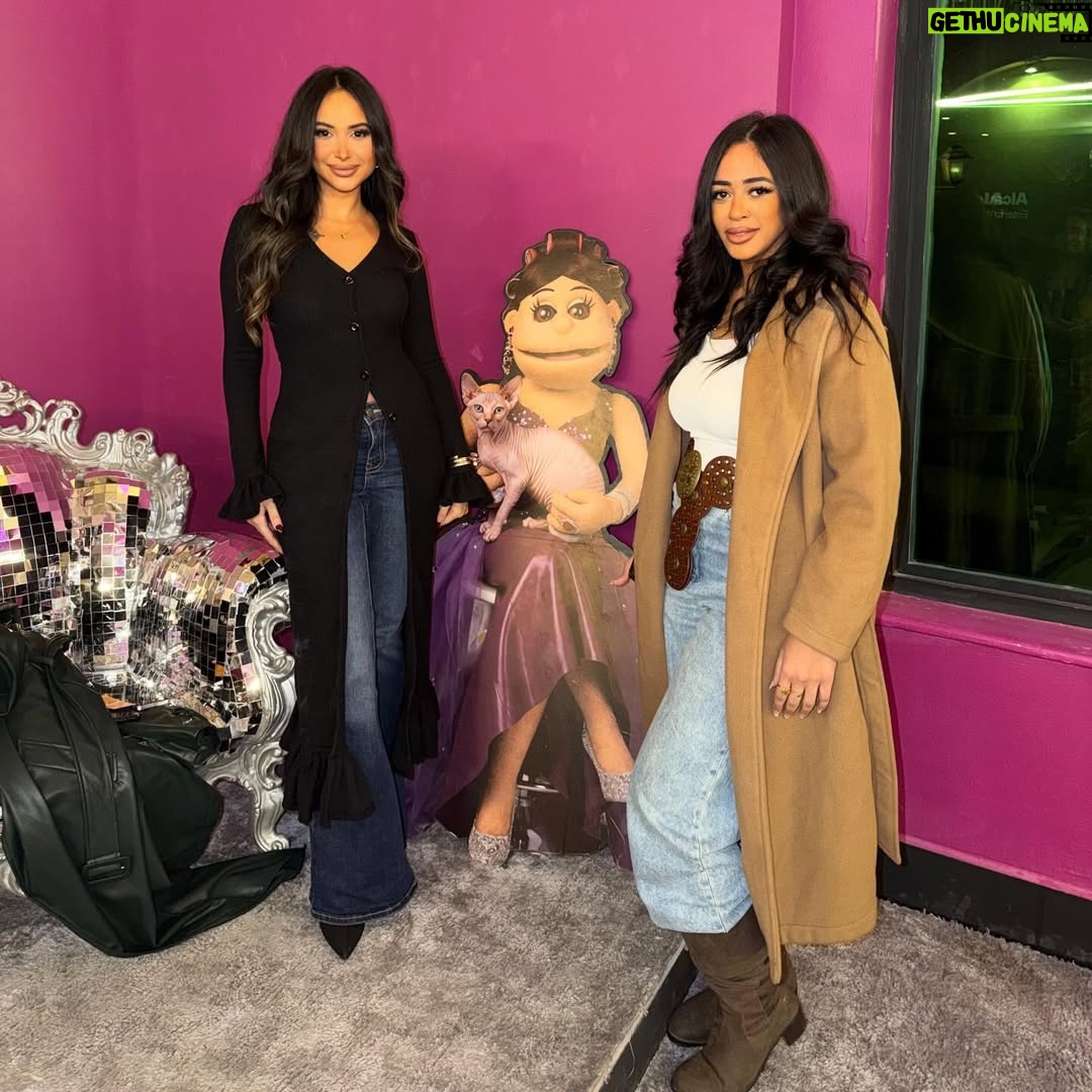 Menna Samaha - 7.2K Likes - مع آيوشة وسبعبع في ليلة فونطاستيك السبت الساعة ٩ علي @mbcmasrtv 

@ablafahita 
@ayahsamaha @mo.cbay