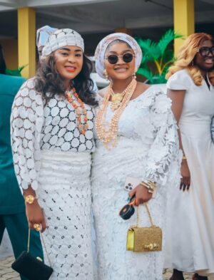 Mercy Aigbe Instagram - God used so many of you to strengthen me during this season from my supportive hubby @kazimadeoti to my caring son @olajuwon.gentry … To my amazing friends!!! Everyone!! Your love and support at this time kept me going 🙏🏻❤️
Thank you for every call, prayer, message, and presence.
I appreciate you deeply. 🤍🙏🏽
#GraceAbisolaLiveson🕊️