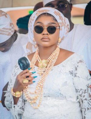 Mercy Aigbe Instagram - God used so many of you to strengthen me during this season from my supportive hubby @kazimadeoti to my caring son @olajuwon.gentry … To my amazing friends!!! Everyone!! Your love and support at this time kept me going 🙏🏻❤️
Thank you for every call, prayer, message, and presence.
I appreciate you deeply. 🤍🙏🏽
#GraceAbisolaLiveson🕊️