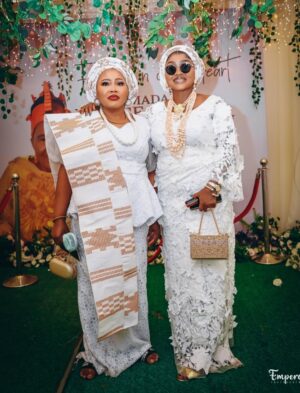 Mercy Aigbe Instagram - God used so many of you to strengthen me during this season from my supportive hubby @kazimadeoti to my caring son @olajuwon.gentry … To my amazing friends!!! Everyone!! Your love and support at this time kept me going 🙏🏻❤️
Thank you for every call, prayer, message, and presence.
I appreciate you deeply. 🤍🙏🏽
#GraceAbisolaLiveson🕊️