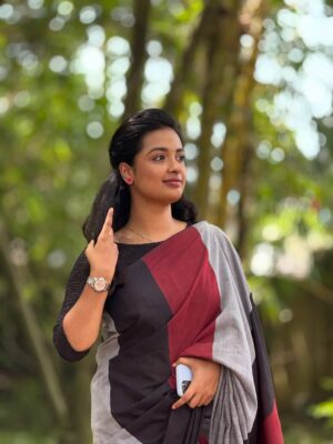 Mersheena Neenu Instagram - Reconnecting …. Shalini IAS ❤️