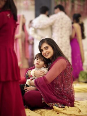 Meru Panwar Grover Instagram - Wedding season officially begins #matakichowki
Gorang’s outfit : @fashionterminalexclusive
Mua : @deekshachopra_makeovers
.
.
.
#wedding #weddingday #shaadiseason