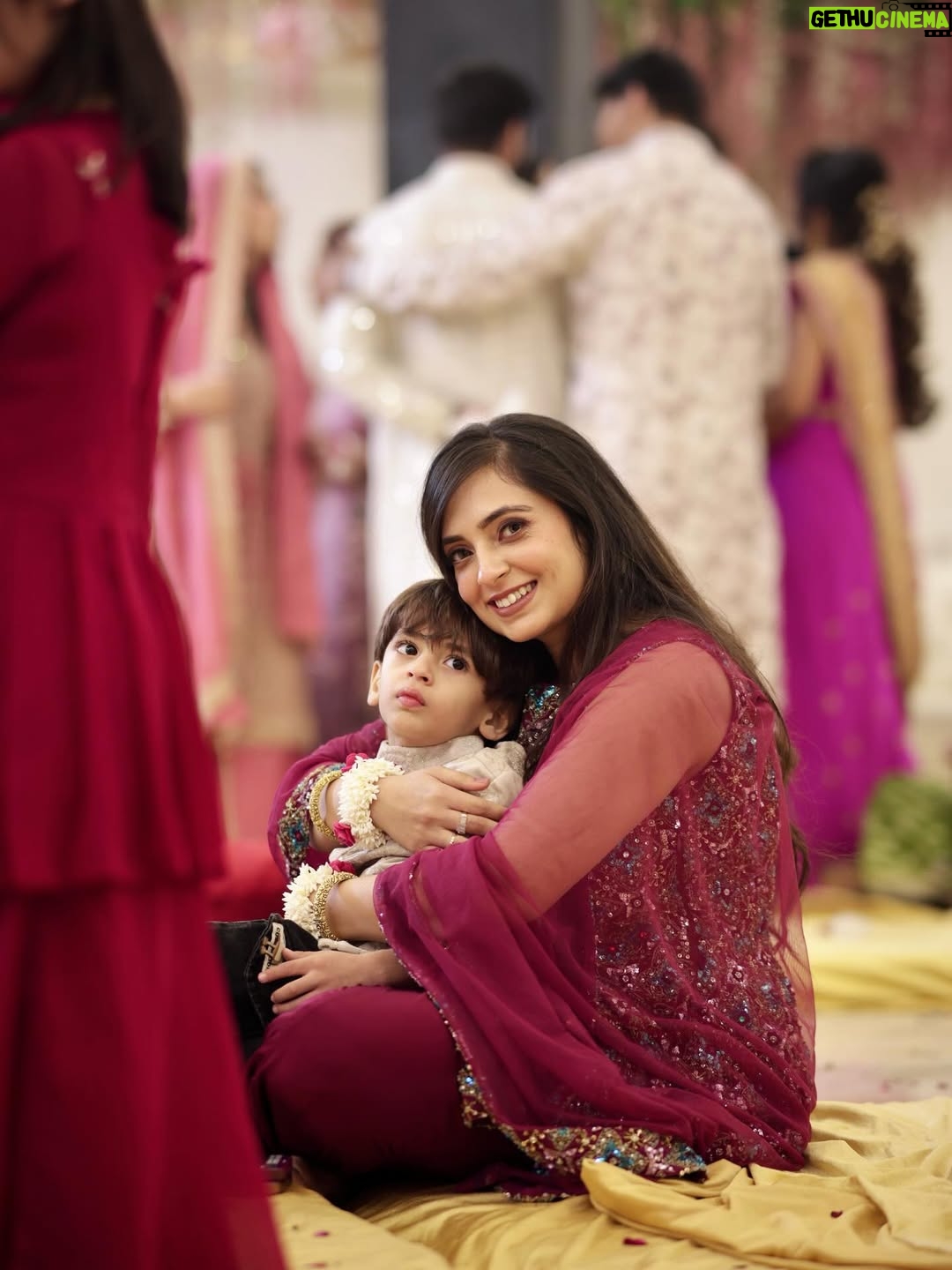 Meru Panwar Grover - 40K Likes - Wedding season officially begins #matakichowki 
Gorang’s outfit : @fashionterminalexclusive 
Mua : @deekshachopra_makeovers 
.
.
.
#wedding #weddingday #shaadiseason