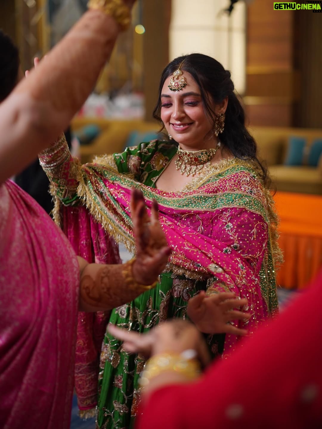 Meru Panwar Grover - 20.7K Likes - Favourite fit of 2025 that I created from scratch.
.
.
.
.
.
.
.
.
.
.
.
.
.
.
.
.
.
#merorang #punjabioutfit #anarkalisuit #indianethnicwear #shaadiseason
