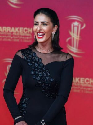 Meryem Zaïmi Instagram - “حرةٌ، لا يُرسم لها مسار.”
Une création pensée comme une extension de mon identité.
Merci aux @ateliersalidrissi pour cette robe qui me ressemble ✨
Un grand merci à @tajjoaillerie pour ces bijoux subtils et puissants ✨
Un autre grand merci à @camillepetrouvi pour le makeup et le hair styling ✨
Heureuse de vivre encore une fois la magie du FIFM
@marrakechfilmfestival ✨
#shine #love #lovemyjob #lovemylife #lovemyfans