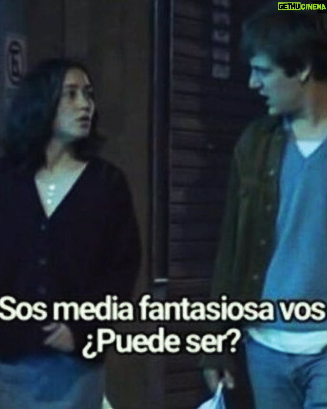 Micaela Riera - 1.9K Likes - ✨️🍷🫂🎵📝

Sacar belleza de este caos