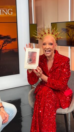 Michaela Angela Davis Instagram - My baby sis @michaelaangelad wrote her memoir entitled Tenderheaded . Buy it now !!!! @simonandschuster #tenderheaded