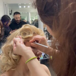 Michelle Vieth Instagram - Ninon Sevilla .. La Vid a color, siempre es mejor.. XEW celebramos 95 años GRACIAS ✨🙏🏻✨Los invitamos a ser parte de esta FAMILIA!! Todos los días Lunes a Viernes @quebuenahora  7:00pm solo por @canalunicable 📺 SWIPE 🔛!!