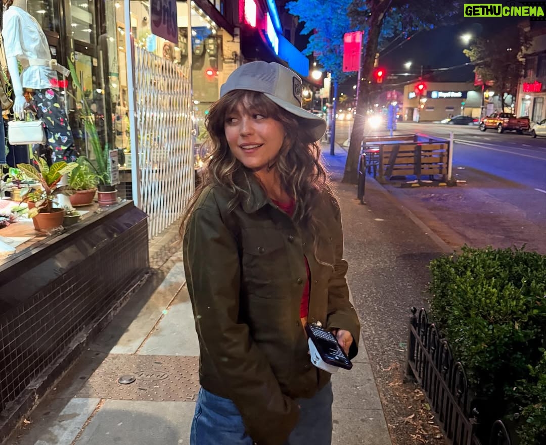 Mika Abdalla - 35.4K Likes - here’s a bunch of stuff