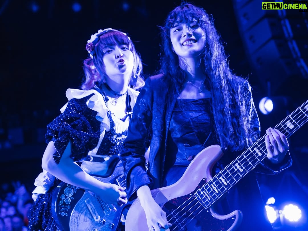 Miku Kobato - 7.4K Likes - 振り返り投稿🕊memory
🇯🇵BAND-MAID TOUR 2025🕊️
2025 6.20 & 6.21 OSAKA  GORILLA HALL
2025 6.28 SENDAI GIGS

Final Round 全日Soldout 嬉しいっぽ〜🕊
初めてのGORILLA HALLに
Soldoutで帰って来れたGIGS。
皆様の御帰宅のおかげですっぽ！！！
最高な夜を沢山ありがとっぽ！

昨日から始まったSecond Round！
このあとも頑張るっぽー！！！！

#bandmaid #memory #tour