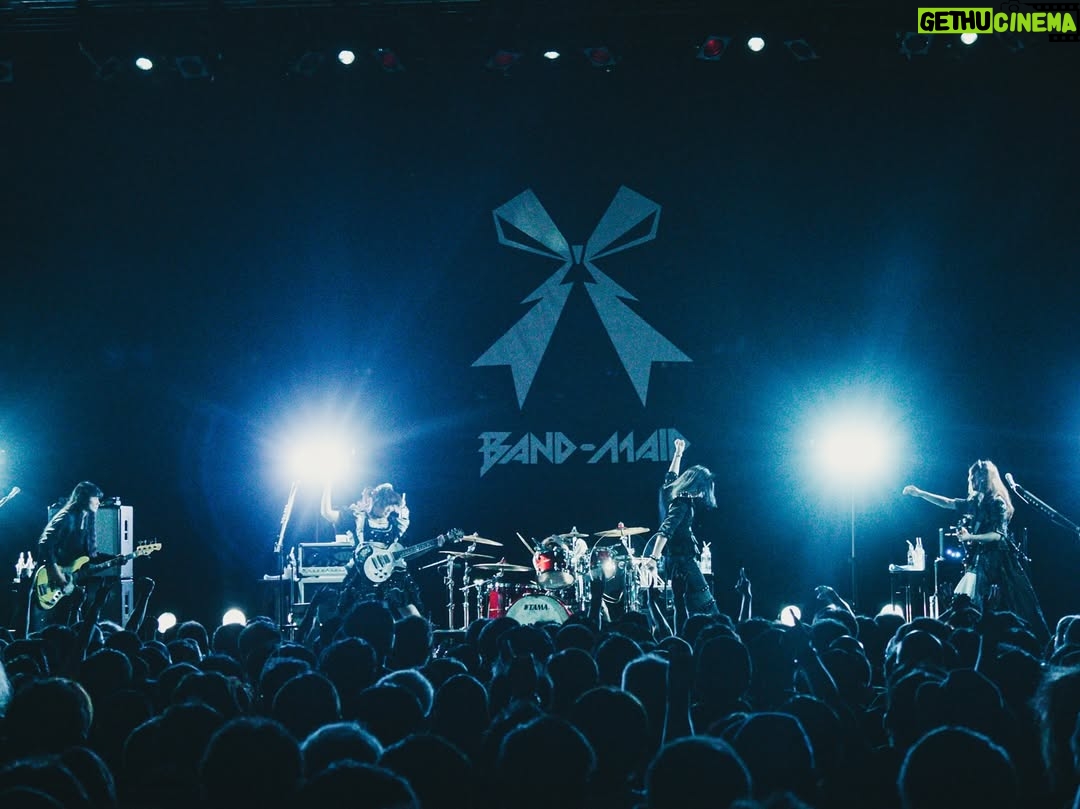Miku Kobato - 7.4K Likes - 振り返り投稿🕊memory
🇯🇵BAND-MAID TOUR 2025🕊️
2025 6.20 & 6.21 OSAKA  GORILLA HALL
2025 6.28 SENDAI GIGS

Final Round 全日Soldout 嬉しいっぽ〜🕊
初めてのGORILLA HALLに
Soldoutで帰って来れたGIGS。
皆様の御帰宅のおかげですっぽ！！！
最高な夜を沢山ありがとっぽ！

昨日から始まったSecond Round！
このあとも頑張るっぽー！！！！

#bandmaid #memory #tour
