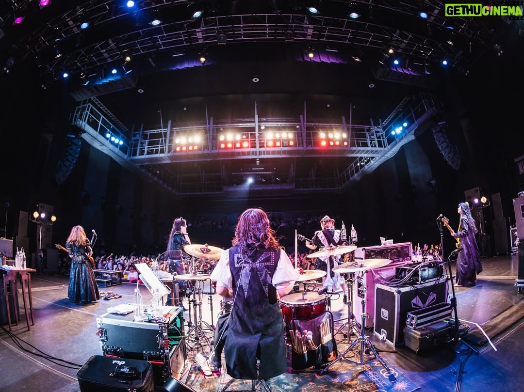 Miku Kobato - 7.4K Likes - 振り返り投稿🕊memory
🇯🇵BAND-MAID TOUR 2025🕊️
2025 6.20 & 6.21 OSAKA  GORILLA HALL
2025 6.28 SENDAI GIGS

Final Round 全日Soldout 嬉しいっぽ〜🕊
初めてのGORILLA HALLに
Soldoutで帰って来れたGIGS。
皆様の御帰宅のおかげですっぽ！！！
最高な夜を沢山ありがとっぽ！

昨日から始まったSecond Round！
このあとも頑張るっぽー！！！！

#bandmaid #memory #tour