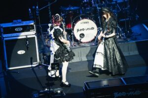 Miku Kobato Instagram - 🇯🇵BAND-MAID TOUR 2025🕊️
2025.5.10 LINE CUBE SHIBUYA

ツアーがはじまりましたっぽ。
初日から最高に激しいお給仕でしたっぽ
会場いっぱいのご主人様お嬢様と
素敵なメイドの日をすごせましたっぽ🕊
Sold out感謝ですっぽ。

#bandmaid #tour #メイドの日
#memory #ツアー #ロックレディ