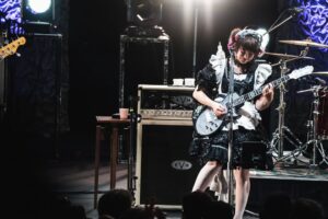Miku Kobato Instagram - 🇯🇵BAND-MAID TOUR 2025🕊️
2025.5.10 LINE CUBE SHIBUYA

ツアーがはじまりましたっぽ。
初日から最高に激しいお給仕でしたっぽ
会場いっぱいのご主人様お嬢様と
素敵なメイドの日をすごせましたっぽ🕊
Sold out感謝ですっぽ。

#bandmaid #tour #メイドの日
#memory #ツアー #ロックレディ