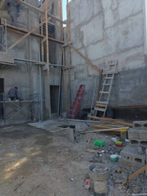 Milagros Flores Instagram - Hoy fui a ver el avance de la construcción de mi segunda casa y todo va genial. Estoy muy agradecida con Dios por las oportunidades las bendiciones y el trabajo, !Estoy Enfocada en mis metas y en cumplir mis sueños! ¡A seguir adelante con mucha energía mente positiva. Muy pronto primero Dios vamos a inagurar. 🙏🏡🤍