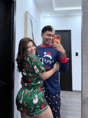 Milagros Flores Instagram - Mi regalo llegó temprano. 🎁😉