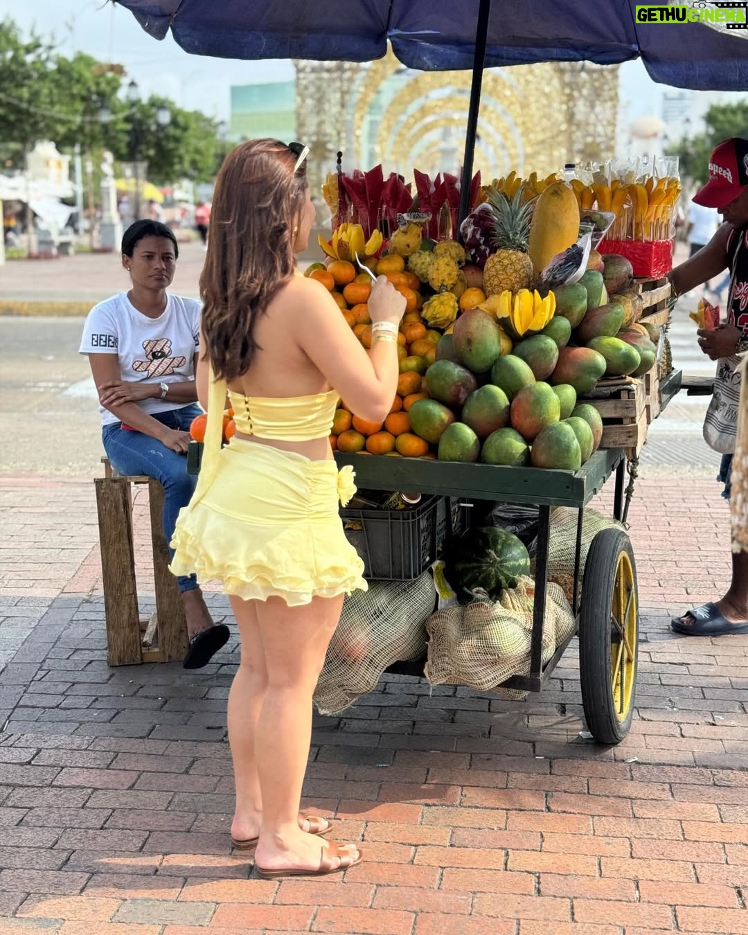 Milagros Flores - 34.1K Likes - De paseo por Cartagena 🇨🇴✨
Feliz domingo gente bella 😘