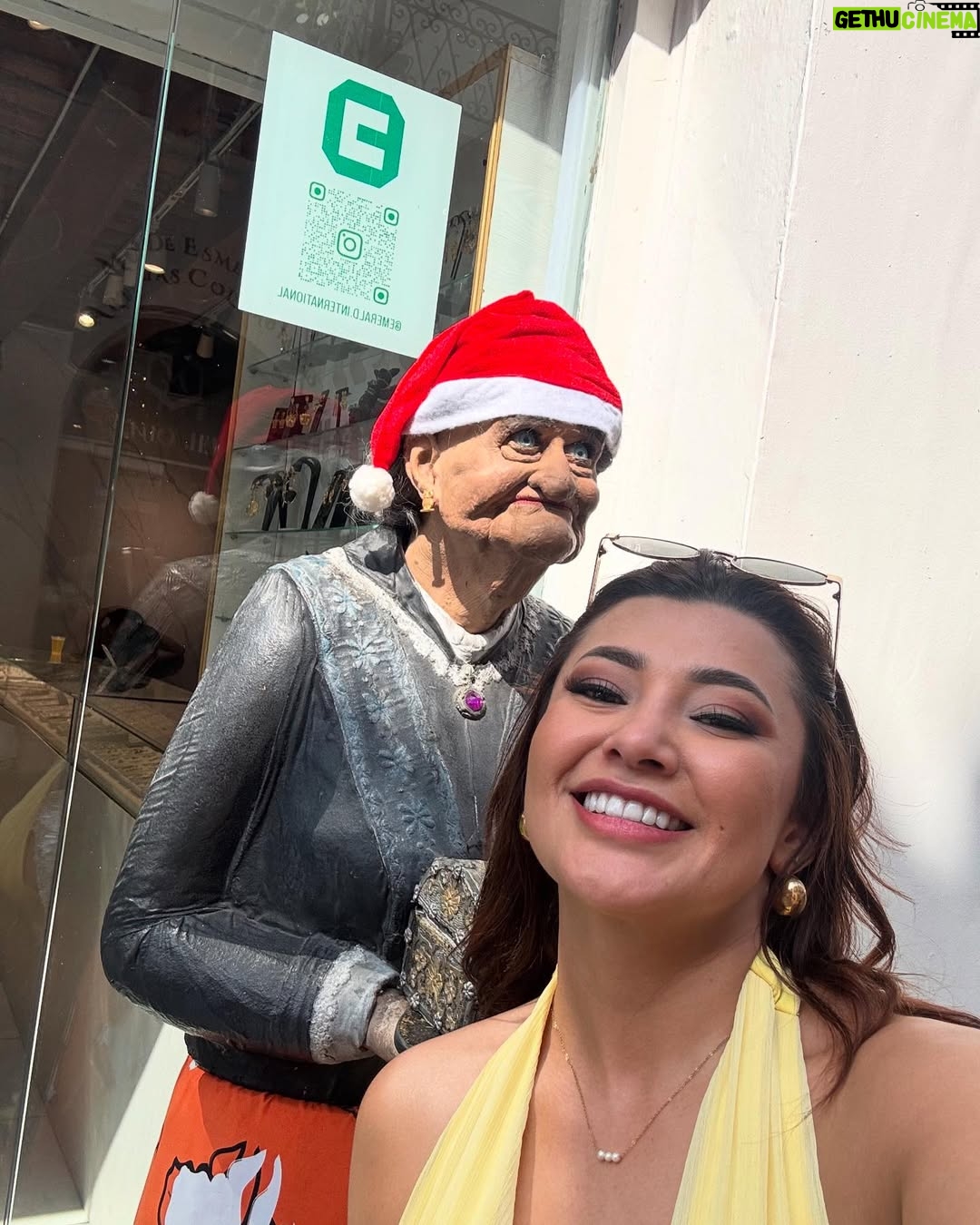 Milagros Flores - 34.1K Likes - De paseo por Cartagena 🇨🇴✨
Feliz domingo gente bella 😘